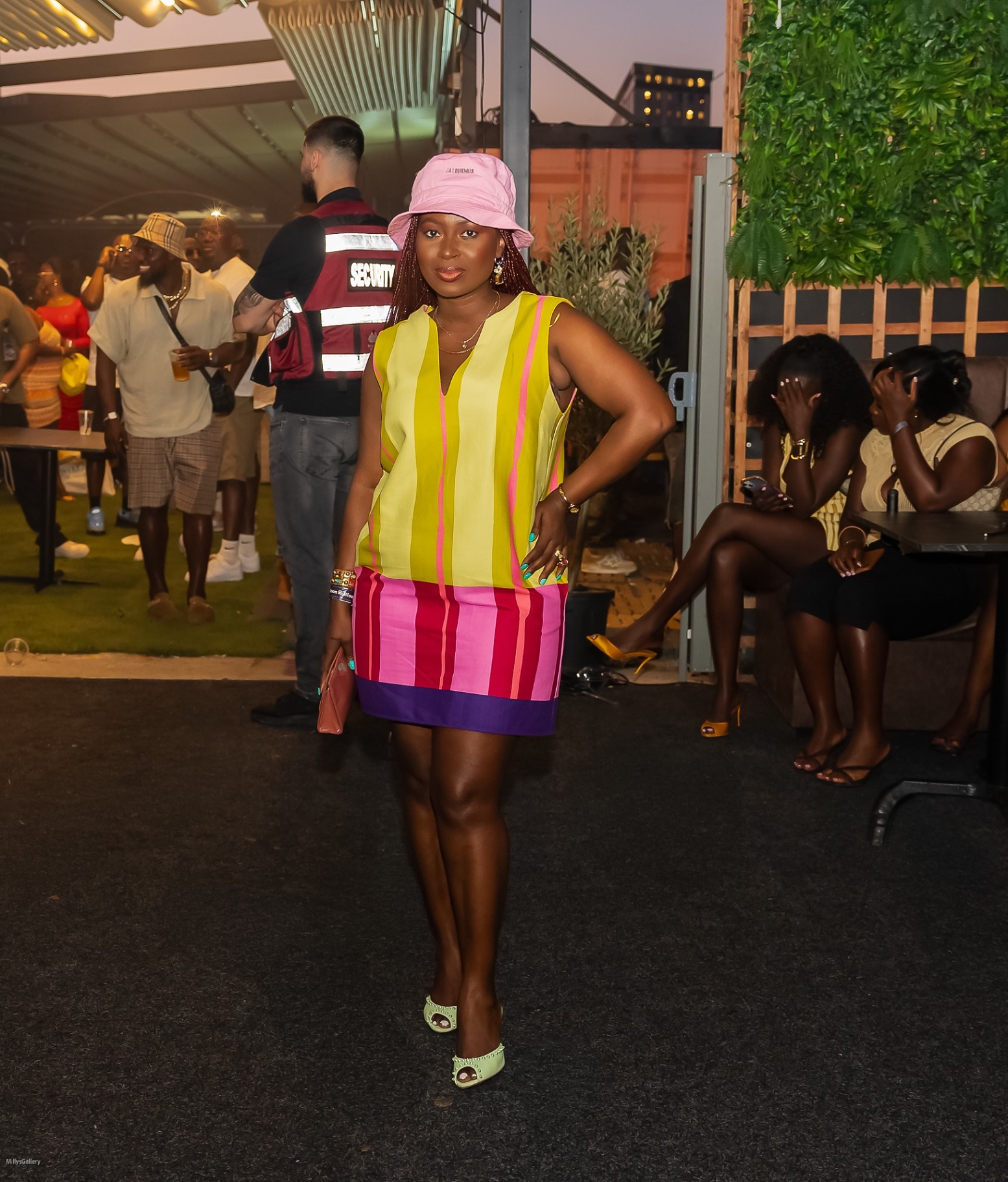 NOON & BLOOM party moment