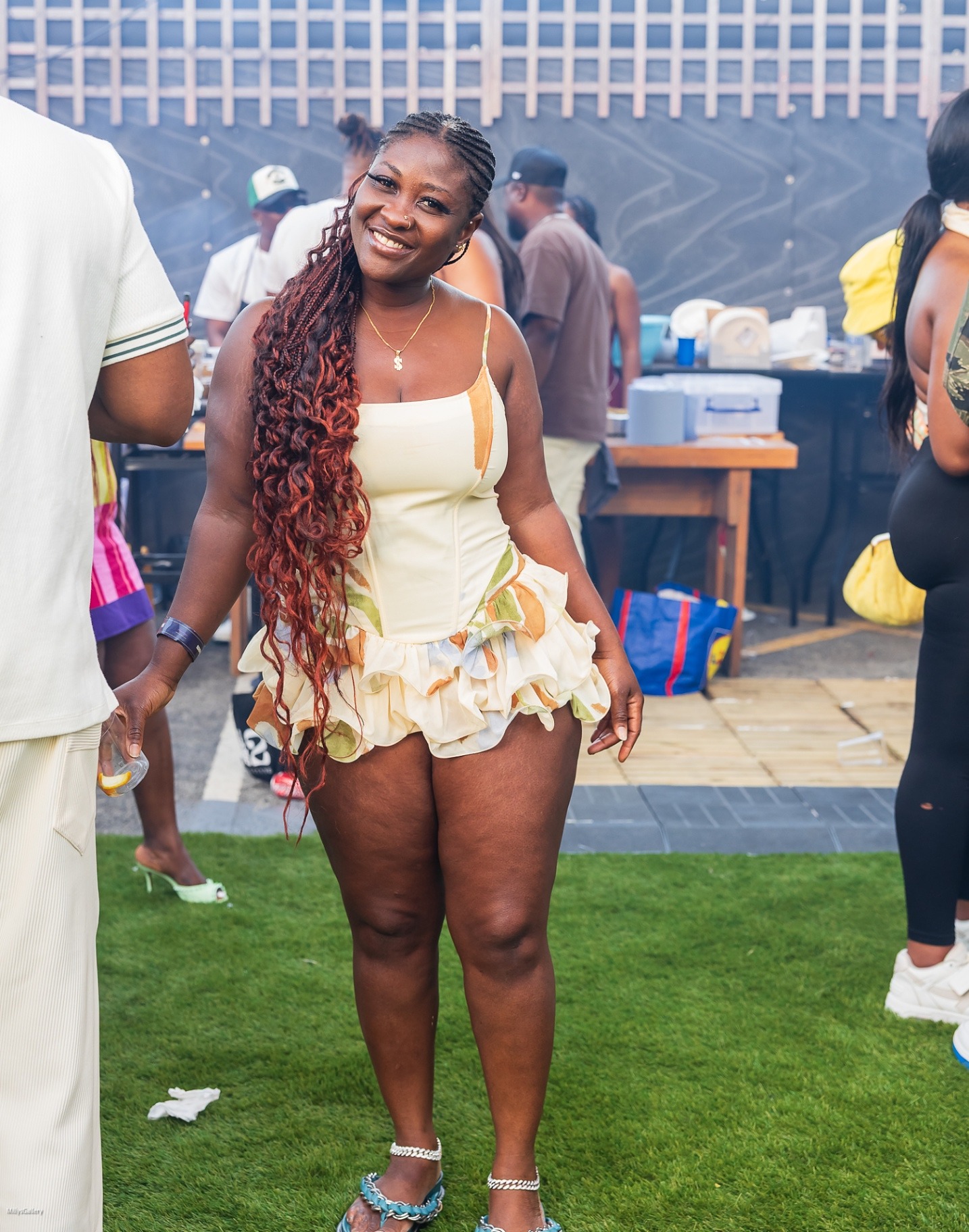 NOON & BLOOM party moment
